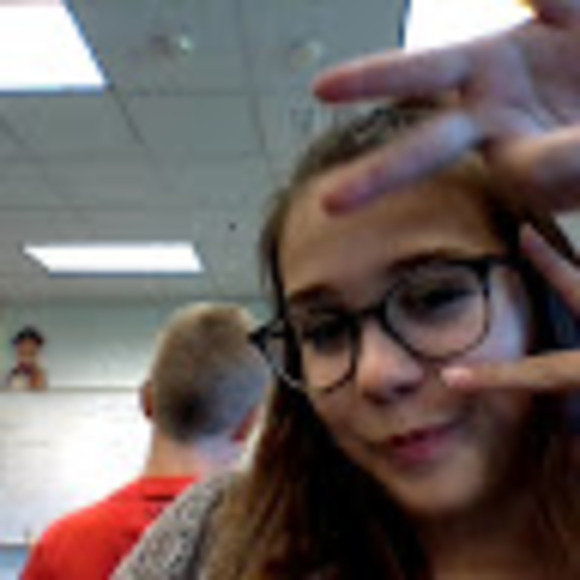 Meet your Posher, Roxie - Picture 1 of 1